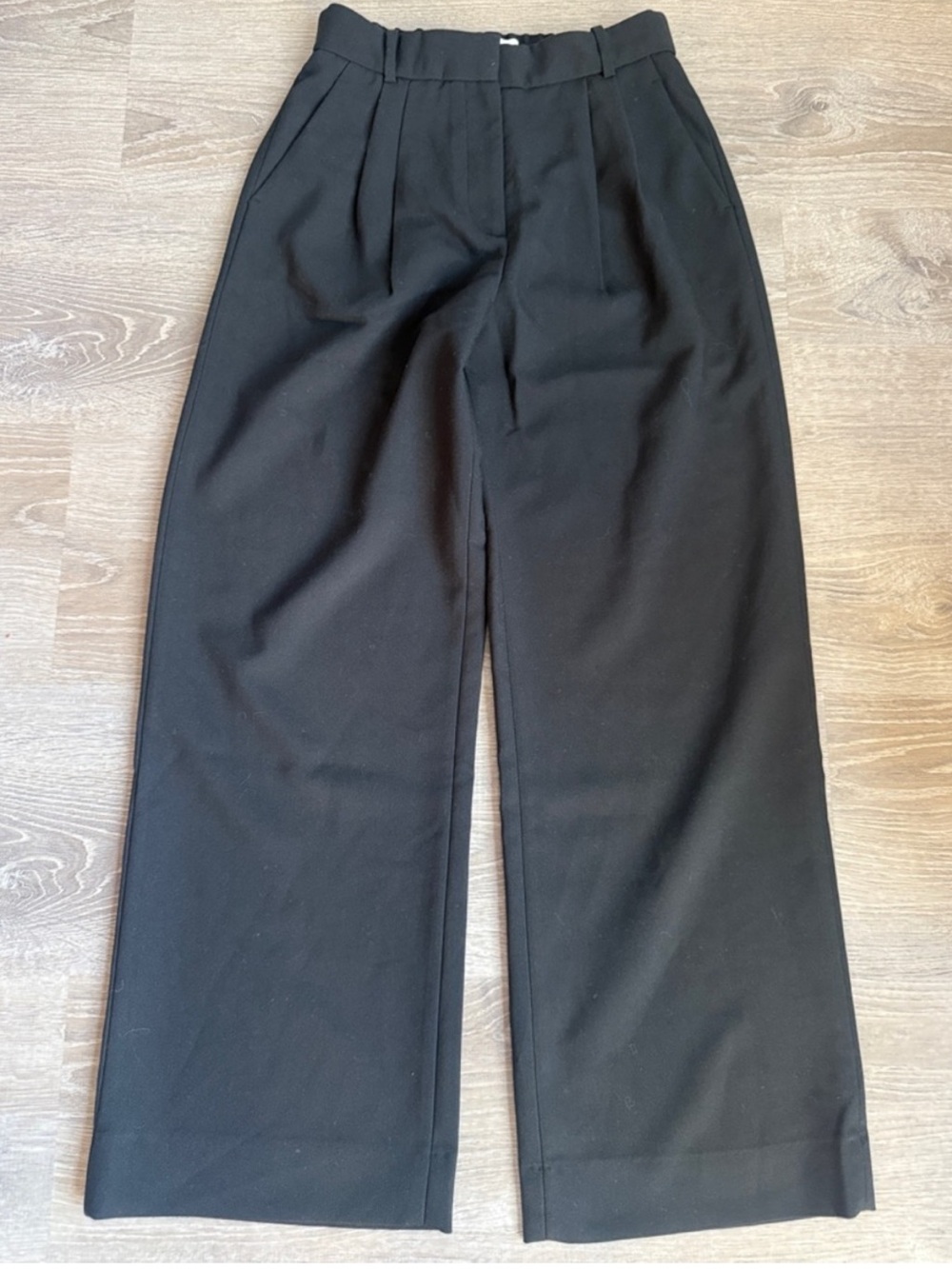Abercrombie & Fitch Sloane Tailored Wide Leg Pant, Black, 29R - Picture 2 of 4